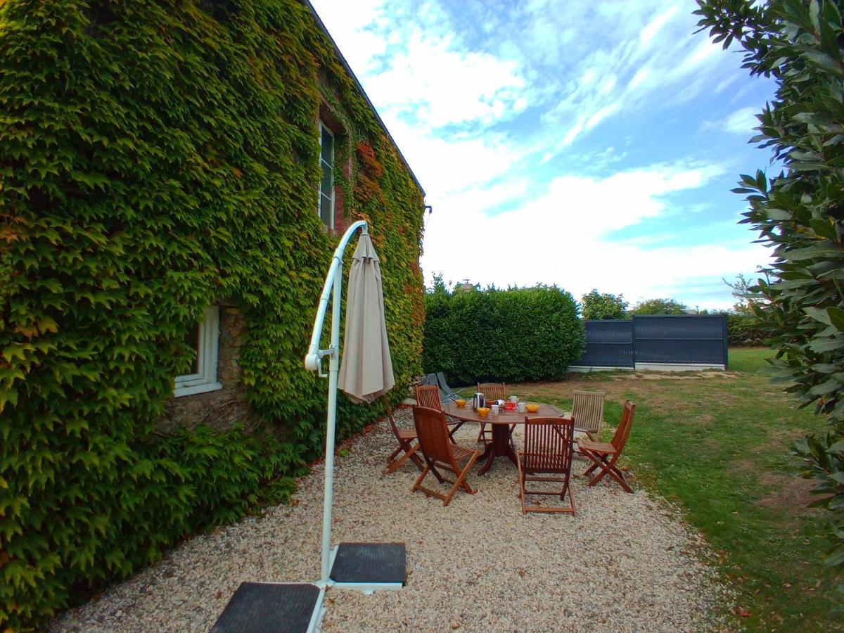 Villa DOMAINE DES TISSEYS vue sur le Mont St Michel à Dragey-Ronthon Extérieur photo
