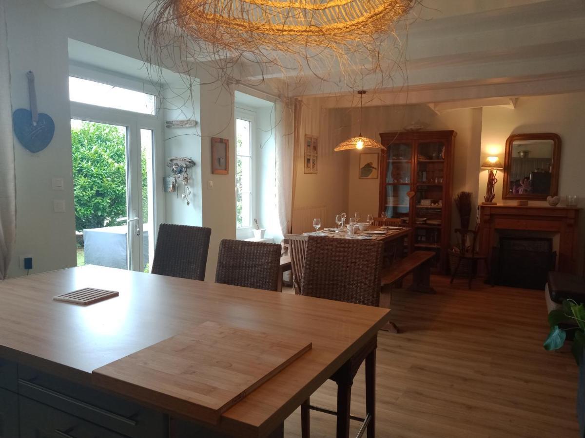 Villa DOMAINE DES TISSEYS vue sur le Mont St Michel à Dragey-Ronthon Extérieur photo